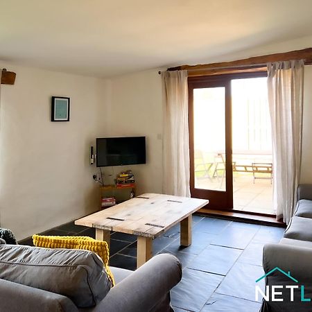 Ty Helygen - A Beautiful Rural Cottage In St Davids Bagian luar foto